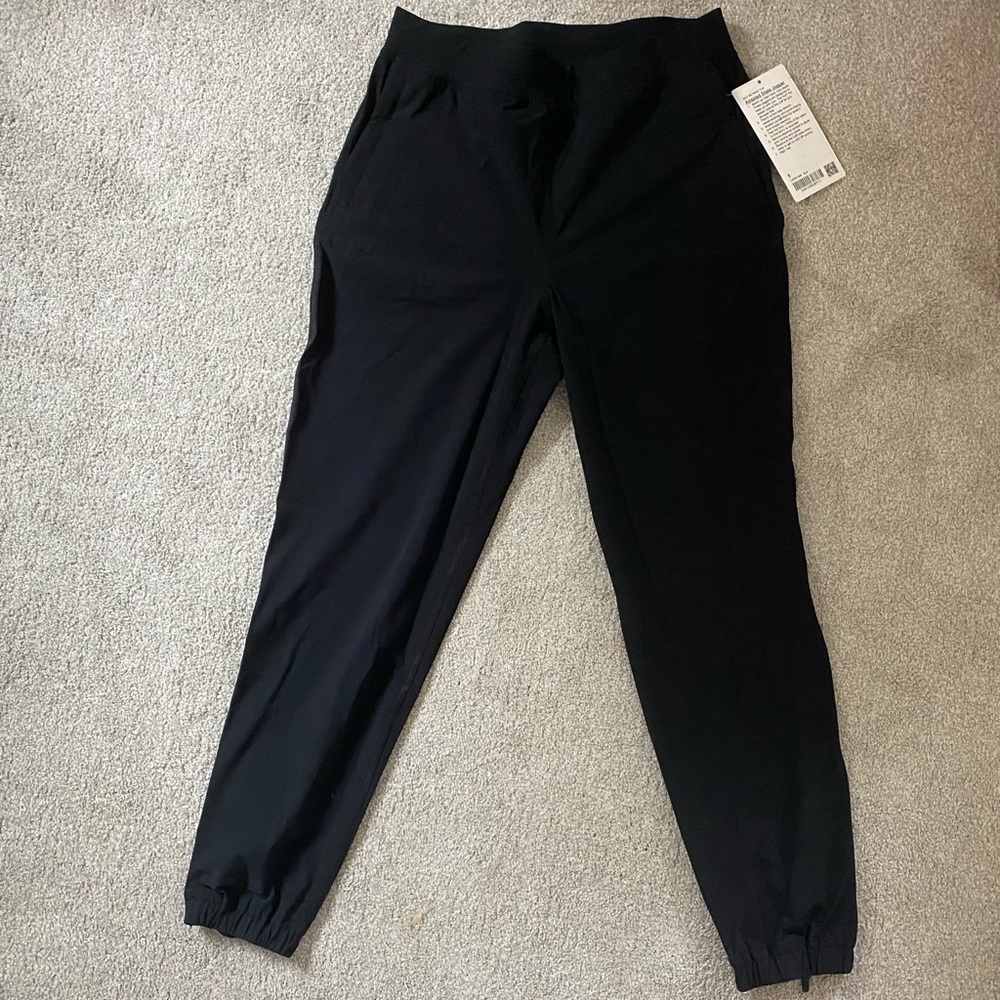 Lululemon Adapted State Jogger size 8